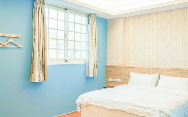 TipsyHotel