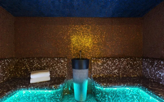 Ours Blanc Hotel & Spa