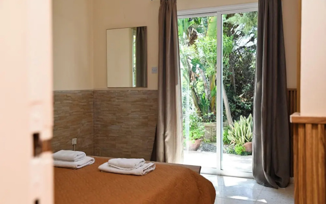 Kritos Apartments With Two Bedrooms