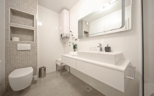 Luxury Majpruz Suites I