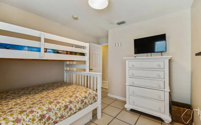 4BR Lake Berkley Home w/ Private Pool