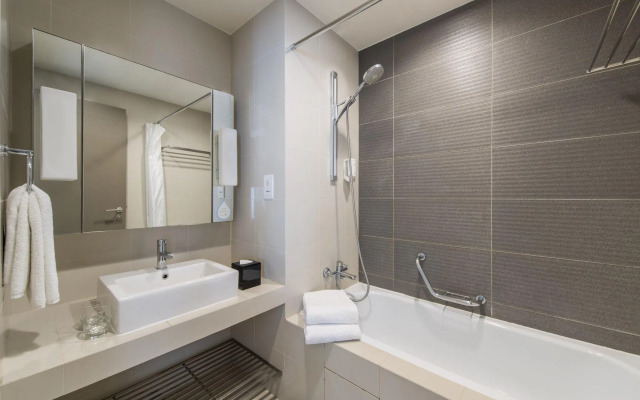 Weave Suites - Hillside