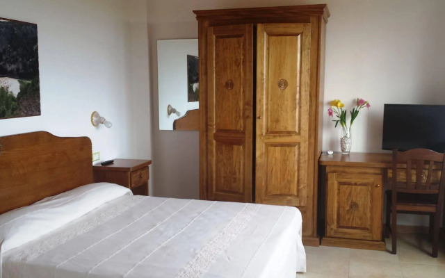 Bellamarina Resort