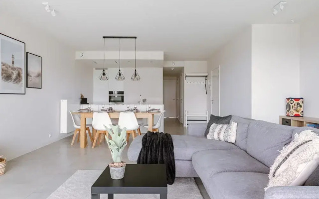 BE NWP Orle 11-0101 in Nieuwpoort