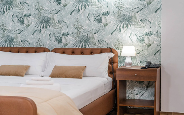 Kairos Hotel