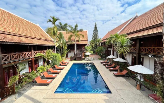 Muangthong Boutique Hotel