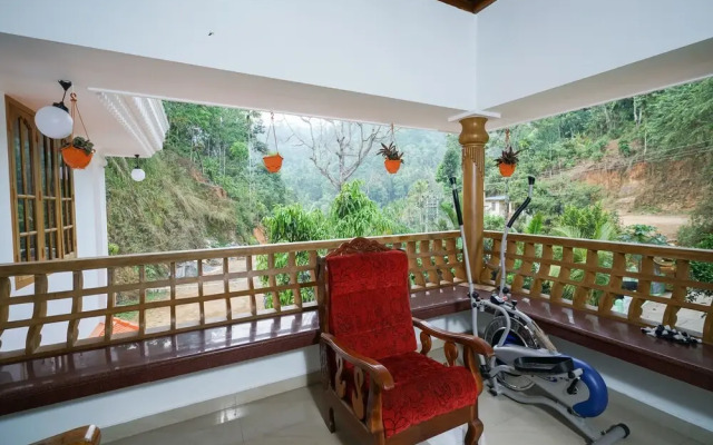 OYO 12026 Planter's Villa