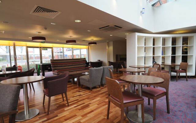 Park Inn by Radisson Birmingham Walsall M6 J9
