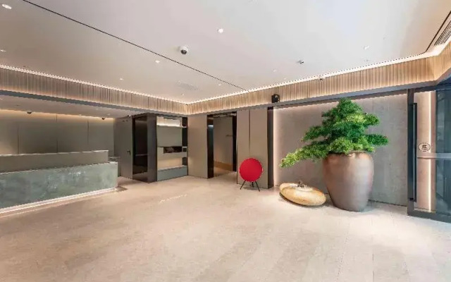 Ji Hotel Shanghai Dongming Road Metro Station