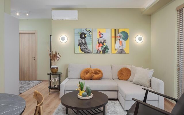 Aria Luxury Apartment