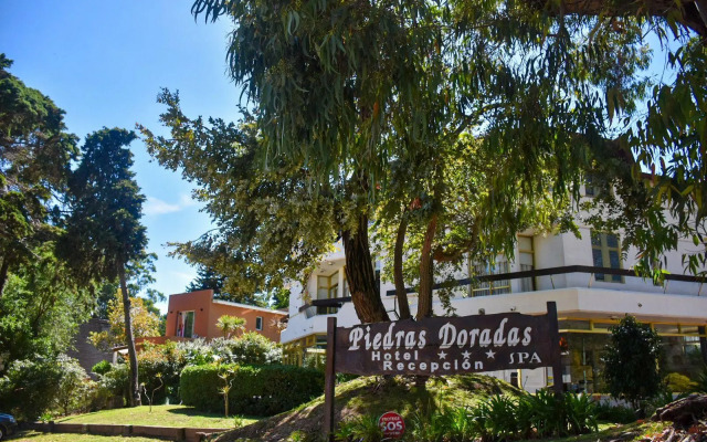 Hotel Piedras Doradas