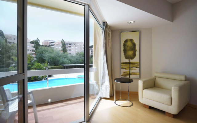 Malibu Foz Hotel - La Maison Younan