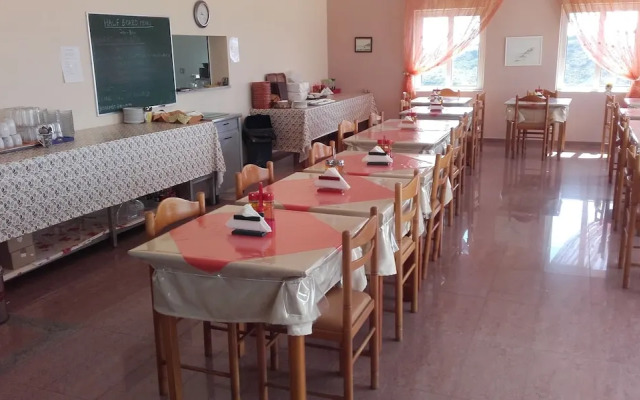 Hotel Pantheon, Kefalos