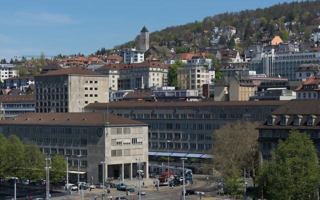 flat at Zurich MainStation