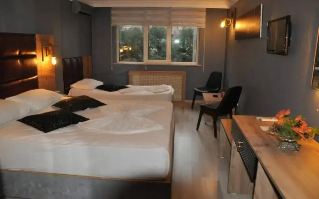 Grand Gold Hotel