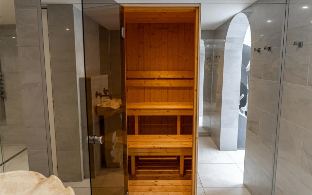 Cour des Loges Lyon, A Radisson Collection Hotel