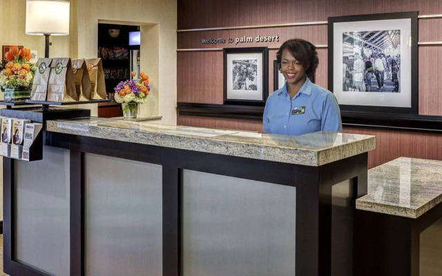 Hampton Inn & Suites Palm Desert