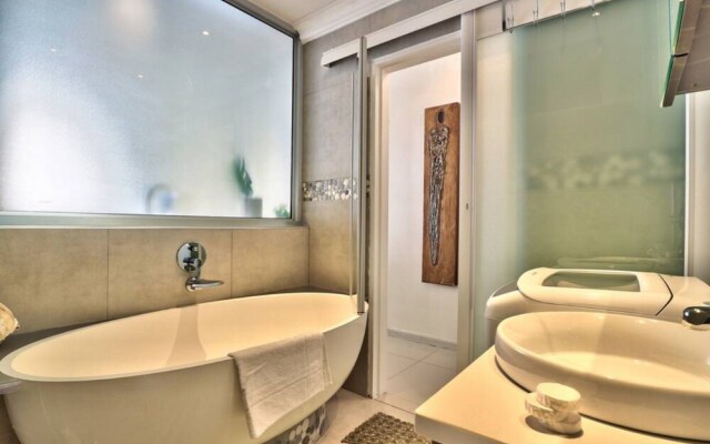 1 Bedroom Apartment in CBD Cape Town