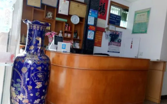 Yueqing Yanwen Hotel