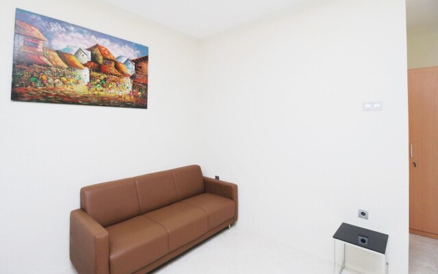 Airy Kebayoran Lama Seha 6 Jakarta
