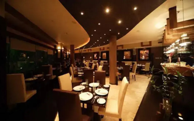 Parsian Esteghlal International Hotel