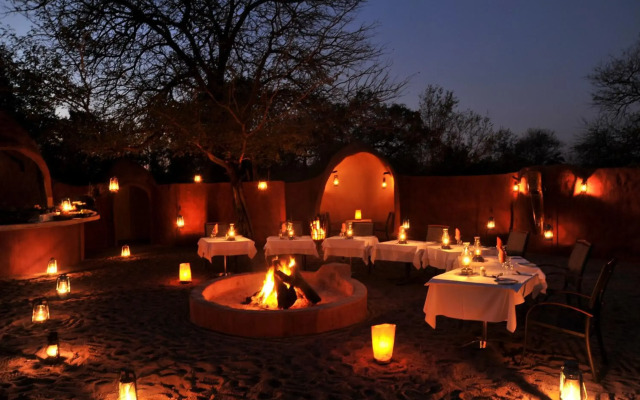 Lukimbi Safari Lodge