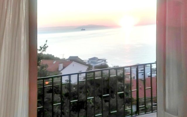 House With 2 Bedrooms in Ville-di-pietrabugno, With Wonderful sea View