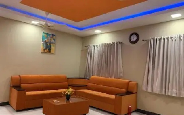 Zoe Service Rooms