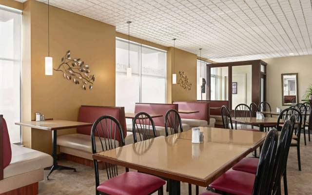 Days Inn by Wyndham London