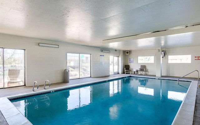 Motel 6 Denver, CO – Downtown