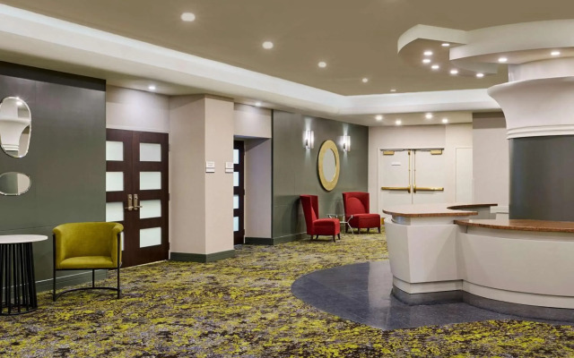 Novotel Toronto North York