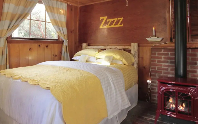 Idyllwild Inn