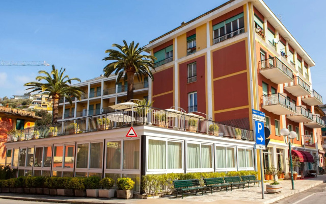 Doria Hotel