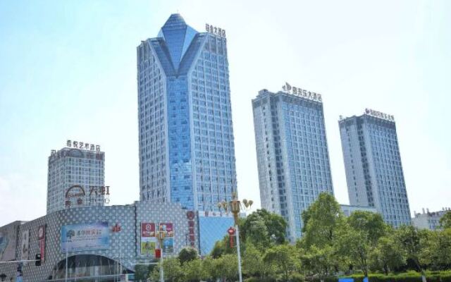 Ximan Platinum Hotel (Yichun Municipal Government Railway Station)