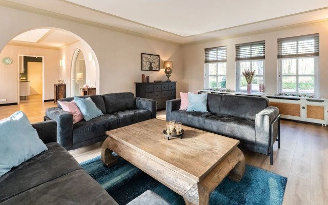 Beautiful Villa in Drunen With Private Heated Pool