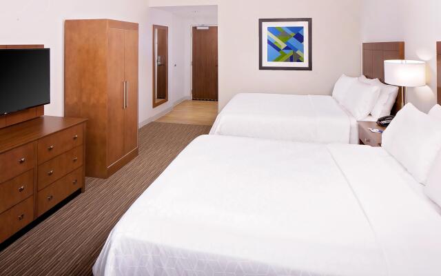 Holiday Inn Express & Suites Austin Downtown - University by IHG