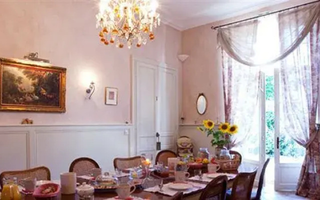 Le Petit Chateau Argoumbat
