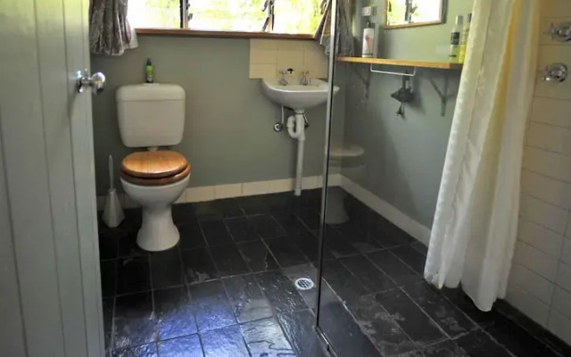 Emma Tiver Heritage Cottage