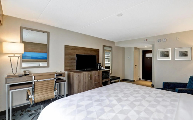 Holiday Inn Mississauga Toronto West by IHG