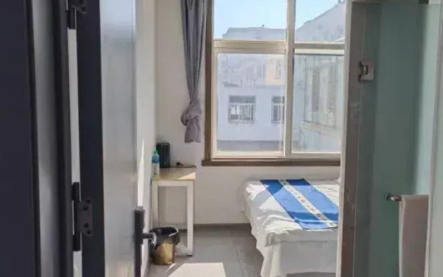 Wafangdian Seaview Business Hotel