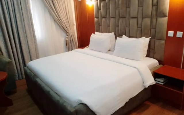 Chida Hotel International