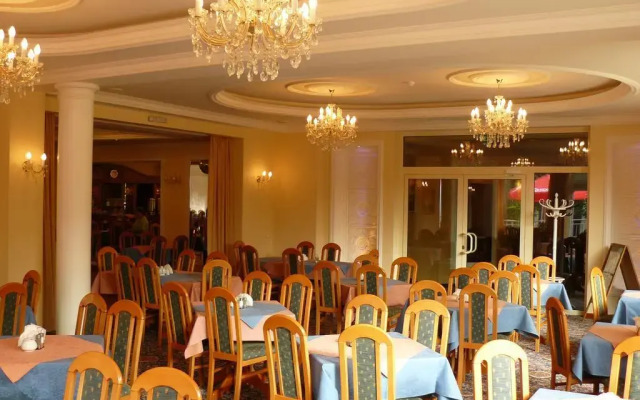 Hotel Polaris