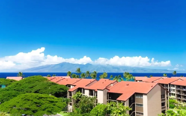 Kaanapali Shores Studio 742 Studio Bedroom Condo by RedAwning