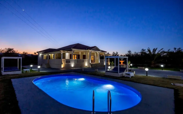 Hidden Heaven Luxury Villa