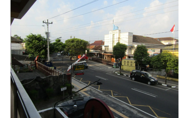 Hotel Bakti
