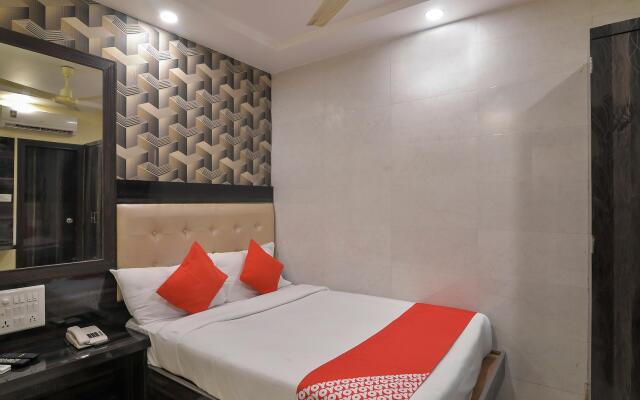 OYO 5171 Hotel Palace Residency