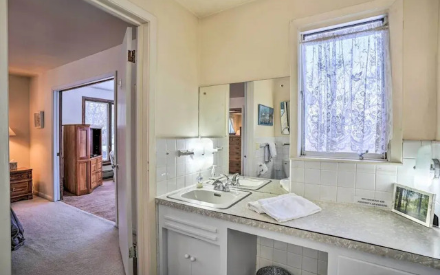 15 Mi to Downtown Minneapolis: Retreat on 5 Acres