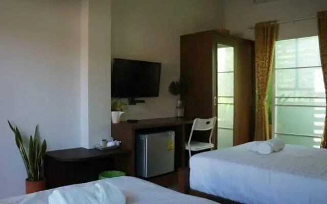 Bann Pinkeaw Apartments