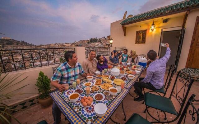 Room in Guest Room - Riad Ouliya fes Morrocco