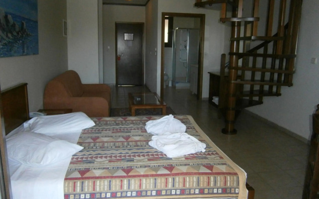 Xenios Theoxenia Hotel